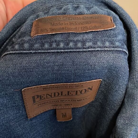 Pendleton Blue Denim LET’ ER BUCK Button Closure Rodeo Western Shirt Cowgirl - Picture 9 of 10